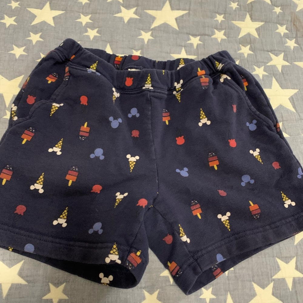 Hanna Andersson Disney shorts size 140